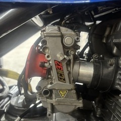 カワサキ
ＺＥＰＨＹＲ４００の画像