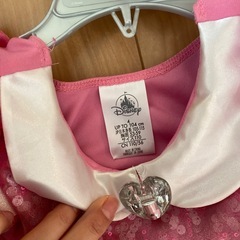 ミニーちゃんのドレスの画像