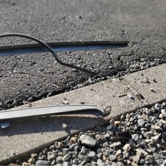 希少！　ハイエースワゴン100系(KZH106G)ラジエターグリル 中古の画像