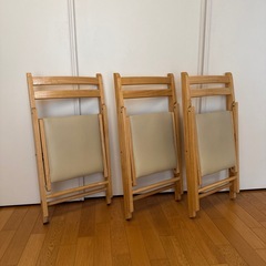 木製折りたたみイス　三脚の画像