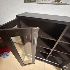 カウンター下収納の画像