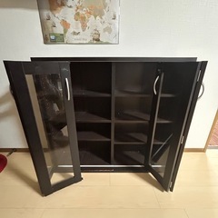 カウンター下収納の画像