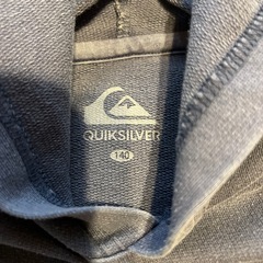 Quiksilver 薄手パーカーの画像