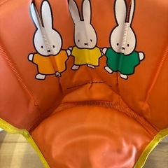 歩行器　机付き　ミッフィー　の画像