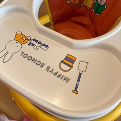 歩行器　机付き　ミッフィー　の画像