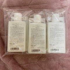 未開封トゥベール化粧水の画像