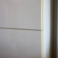 白　本棚　収納棚　鏡面加工の画像