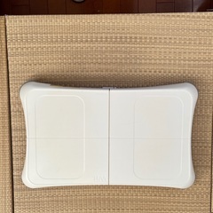Wii Fit plus ＋ バランスWiiボードボードの画像