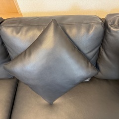 【極美品】タンスのゲン カルロカウチソファ【新居引っ越し】の画像