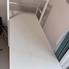 システムデスクの画像