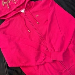 激レアRadyフード付きパーカー
の画像