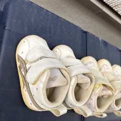 アシックスベビー靴の画像