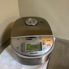 炊飯器（5.5号炊き）の画像