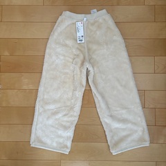 【未使用品・タグ付】UNIQLO KIDS ボア　スウェット　ワイドパンツ　GIRLS １４０サイズ　ユニクロ　キッズの画像