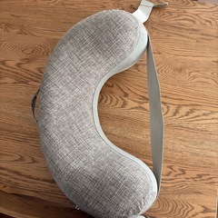 　エルゴベビー授乳クッション　ナチュラルカーブ・ナーシングピローの画像