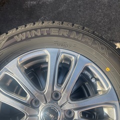 スタッドレスタイヤホイール付き4本の画像