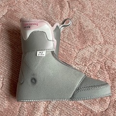 【女の子スキー靴】黒×ピンク21cmの画像