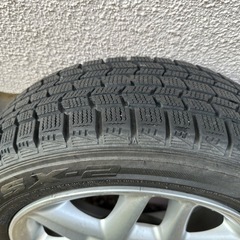 ダンロップスタッドレスタイヤ 4本 サイズ 175/65/R15の画像