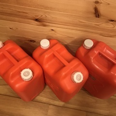 中古　ポリ灯油タンク　18Lx3缶　セットでの画像