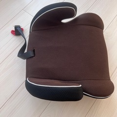 【引き取り者決定しました。】ジュニアシート　西松屋　の画像