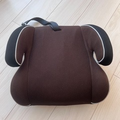 【引き取り者決定しました。】ジュニアシート　西松屋　の画像