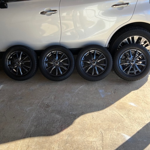 14インチアルミスタッドレスタイヤ165/65R14
