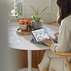 Microsoft Surface Go2の画像