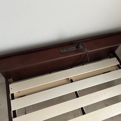 シングルベッドフレームの画像