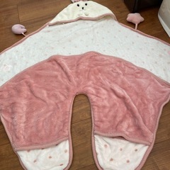 赤ちゃん おくるみ  ふわふわ の画像