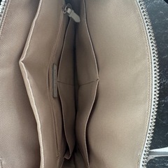 美品✨使用1〜2回のみ／COLE HAAN 本革コンバーチブルバックパック／A4収納可／ベージュ／本体のみ の画像