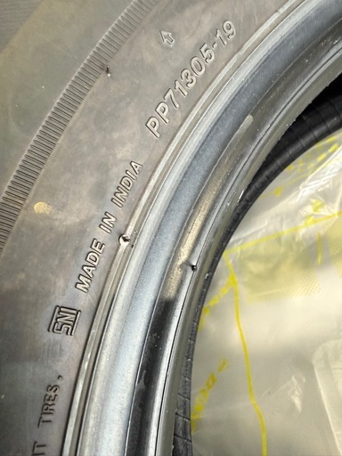 ジムニー シエラ ノマド タイヤ 新車外し 195/80R15 96S　手渡し限定