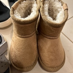 子供、運動靴、ムートンブーツ、スリッポン、リボンバレエシューズ、おまとめの画像