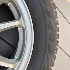 スタッドレスタイヤセットの画像