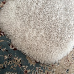 コストコ　フェイクファーラグ　オフホワイト　99×60cm ムートンの画像