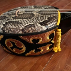 ◼️新品未使用◼️本皮　沖縄 三線🎵　強化張りの画像