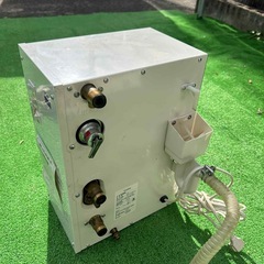 TOTO電気温水器　re06skの画像