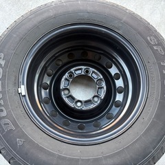 ハイエース　タイヤ　純正タイヤ
　の画像
