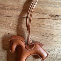 チャーム ロデオ ペガサス バッグチャーム ブラウン レザー 馬 ポニー茶色ストラップの画像
