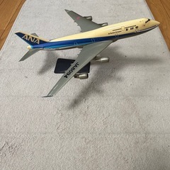 全日空ANA 飛行機(模型)JA8084の画像