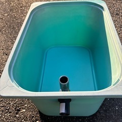 めだか飼育ケース&すのこ&害獣日除け対策ネットの画像