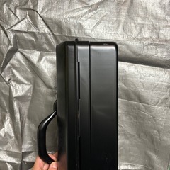 スチール製ツールボックス（黒）の画像