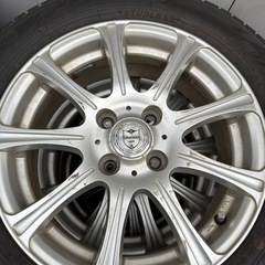 1本4,000円！イボ付バリ溝15インチスタッドレスアルミセット！の画像