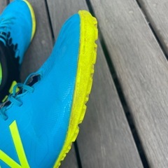 ※ 12/10日までに受け渡し出来る方限定。New Balance サッカートレーニングシューズの画像