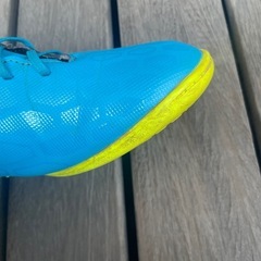 ※ 12/10日までに受け渡し出来る方限定。New Balance サッカートレーニングシューズの画像