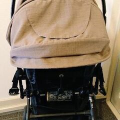 combi コンビ ベビーカー メチャカルハンディ オート4キャスの画像