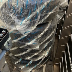 YOKOHAMAスタッドレスタイヤとホイールセット　アイスガード195/65R15 4本の画像