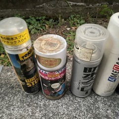 (12月10日までに引き取りに来ていただける方限定) スプレー缶(一部だけでもOKです。)の画像