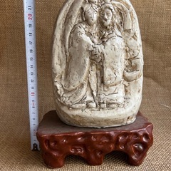 陶器の置物の画像