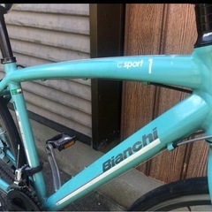 bianchi クロスバイク 空気入れ チェーンロック 付き　の画像