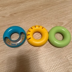 赤ちゃん　知育玩具セットの画像